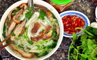 Lạ như món phở vịt quay xứ Lạng tại Hà Nội