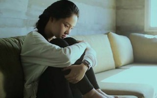 Chát đắng chồng "gài bẫy" vợ đi chăm sóc bồ thay mình