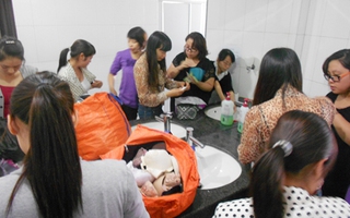 Sợ "chất lạ", chị em chuyển hướng mua áo ngực xuất khẩu online