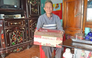 Kỳ lạ một cụ ông suốt 30 năm chỉ ăn mỳ tôm
