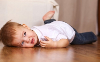 Mẹo giúp bố mẹ xử lý những tình huống khẩn cấp ở trẻ
