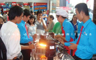 Nồi nấu bằng điện “đắt như tôm tươi”
