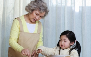 Mẹ chồng "sửng cồ" với con dâu vì bênh "công chúa cháu"