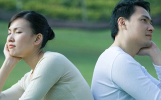 Cám cảnh như vợ chồng nghèo bám trụ lại thành phố