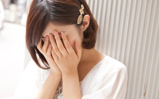 Chuyện đau đớn trong lúc vắng nhà