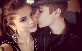 Justin Bieber "cắm sừng" và phũ phàng với Selena Gomez