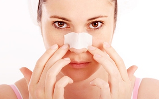 Loại bỏ mụn đầu đen hiệu quả với những bí kíp cực đơn giản
