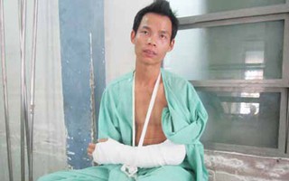 Nạn nhân kể lại giây phút bị cướp chặt tay, cướp iPhone "dỏm" 
