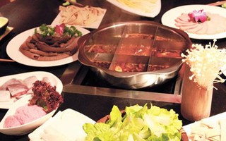 Sốc vì quán ăn biến dầu thải thành... súp 