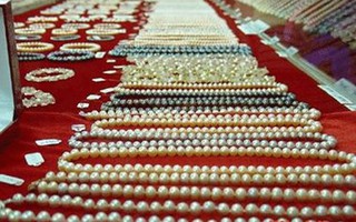 Nghi án ngọc trai đểu giá khủng lừa hàng loạt chị em