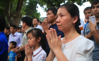 Dòng người vào viếng Đại tướng vẫn kéo dài đến phút cuối cùng