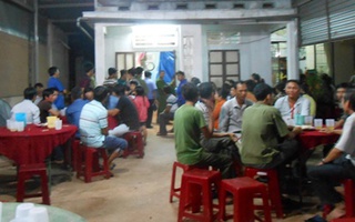 Sập mái nhà đang xây, con chết thảm, mẹ bị thương nặng