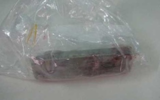 Khi vợ là 'kiều nữ mê trai'