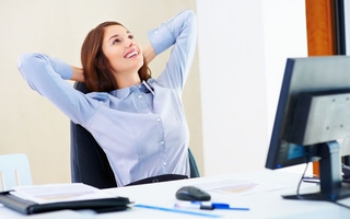 9 cách đơn giản để xả stress mà không cần rời khỏi bàn làm việc