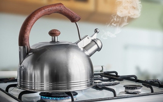 ​Uống nước đun sôi để nguội lâu ngày có tốt cho sức khỏe?