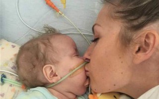 Lặng người trước lý do người mẹ trẻ cần mẫn quyên tặng gần 500 lít sữa của chính mình