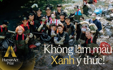 Trưởng nhóm Sài Gòn Xanh nói về hàng trăm tình nguyện viên ngâm mình dưới kênh đen: “Tụi mình không làm màu!”