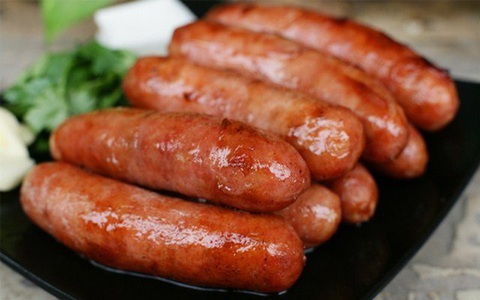 Cảnh báo 5 món ăn vặt rẻ bèo, có mặt ở khắp nơi mà trẻ nhỏ rất "nghiện" nhưng có thể là tác nhân gây ung thư cực mạnh cha mẹ cần hạn chế cho con ăn