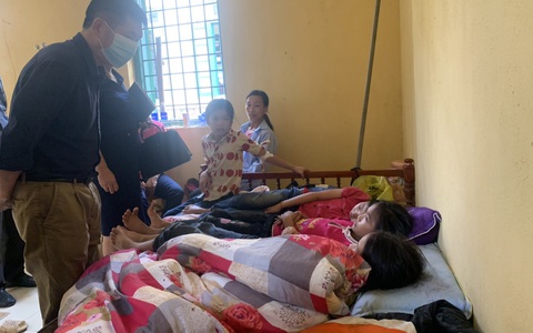 57 học sinh tỉnh Lào Cai nhập viện do ngộ độc thực phẩm