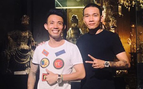 Đại gia Minh Nhựa và cậu con rể cuồng Wowy đến mức hai bố con như đều đổi style, lâu lâu bất ngờ xuất hiện khiến ai cũng giật mình