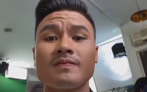 Vừa để lại trạng thái độc thân, Quang Hải bất ngờ lộ gương mặt già nua, nhăn nheo khiến ai nấy bất ngờ