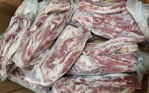1 tấn bò ngoại "hết đát" trên đường đi tiêu thụ thì bị bắt