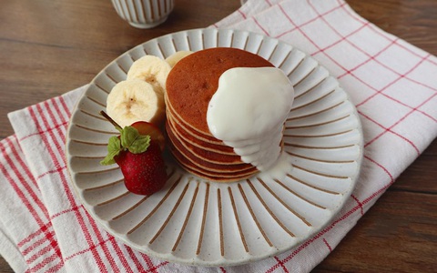 "Giải cứu" chuối chín, tôi làm ngay pancake chuối mềm ngon thơm nức cho cả nhà ăn sáng!