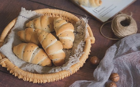 Tôi cứ ngỡ làm bánh sừng bò khó lắm, hóa ra lại dễ đến thế này!