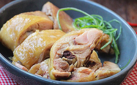 Hồng treo gió các mẹ biết rồi, nhưng gà treo gió ngon cực đỉnh thì chắc là chưa, học ngay thôi!