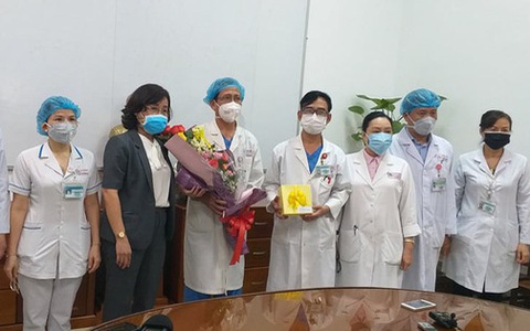 Tâm sự của bác sĩ chữa khỏi Covid-19 cho 3 bệnh nhân ở Đà Nẵng: "Chúng tôi hứa sẽ tiếp tục chiến đấu vì cuộc chiến này còn dài"