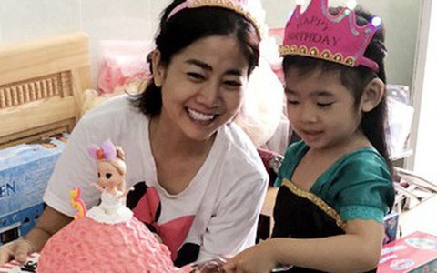 Nhói lòng nghe Mai Phương hát "Ngủ đi con" tặng con gái trước khi mất 