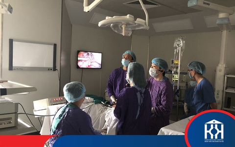 Bị rong kinh nên đi khám, người phụ nữ không ngờ bị u xơ tử cung