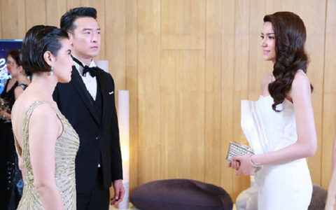 Người tình của chồng mang giấy khám thai tới tận nhà đòi danh phận, cô vợ sốc chưa kịp phản ứng thì "kịch hay" được "hạ màn" bởi nhân vật không ngờ tới