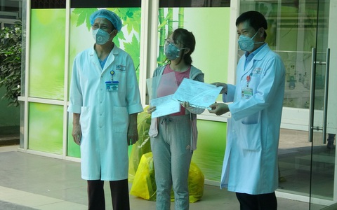 Bộ Y tế công bố thêm 16 trường hợp khỏi bệnh Covid-19, trong đó có bé trai 10 tuổi