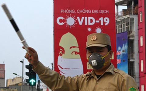 Chuyên gia hàng đầu của WHO cảnh báo: Không nên quá trông đợi vào vaccine ngừa COVID-19