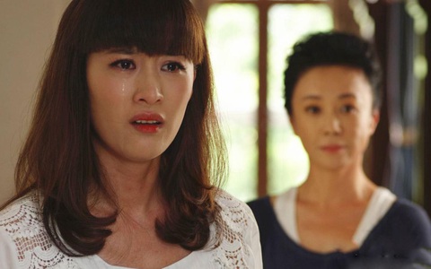 Biết tôi có 800 triệu trong tay, mẹ chồng dúi thêm 500 triệu nữa rồi bàn bạc việc mua đất nhưng điều kiện kèm theo khiến tôi trợn mắt kinh ngạc