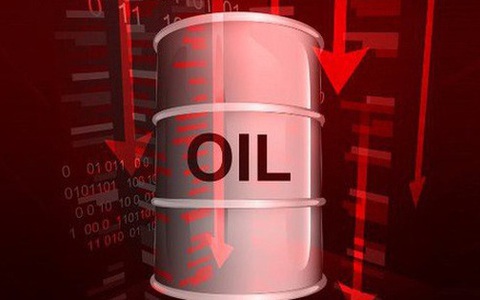 Giá dầu thế giới âm 40 USD/thùng, giá xăng trong nước có giảm mạnh?
