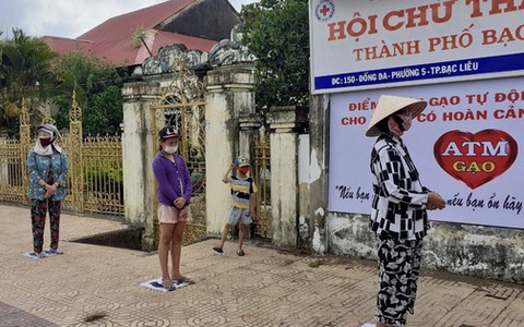 ATM gạo: Hãy vận hành bằng cả tình yêu thương!