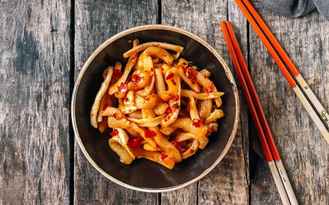 Củ cải trộn làm một lần để dành ăn trong 2 tuần vừa tiện lại vừa ngon