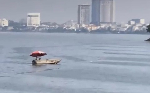 Hà Nội: Người đàn ông bỏ xe nhảy xuống hồ Tây khi gặp chốt 141 một cách khó hiểu