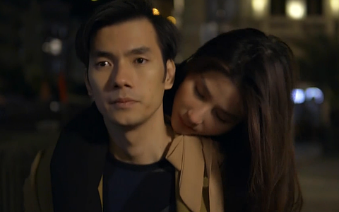 Tình yêu và tham vọng: Fan xao xuyến với hàng loạt cử chỉ ấm áp của Minh dành cho Linh, hành động khác xa lời nói!