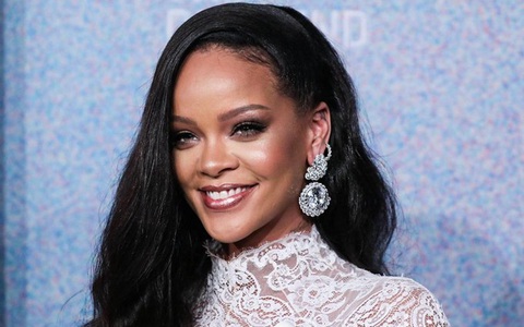 Bỏ bê phòng thu nhưng Rihanna vẫn có tài sản hơn 13.000 tỷ đồng nhờ bán "kem trộn"