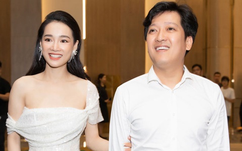Trường Giang xấu hổ kể chuyện đi ăn "cà thẻ" không được vì Nhã Phương giữ hết tiền 
