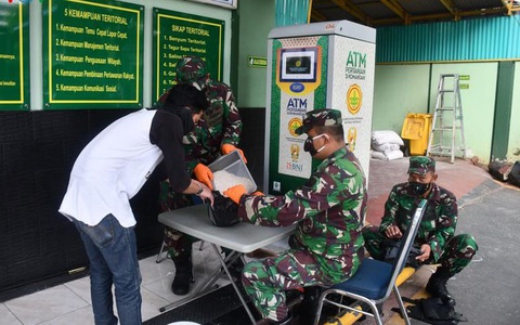Giống Việt Nam, Indonesia triển khai 'ATM gạo' cho người nghèo