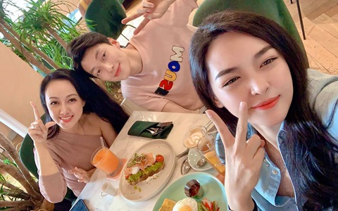 Vui vẻ cà phê cùng cặp đôi “Người ấy là ai” nhưng BTV Hoài Anh lại bất ngờ được ghép đôi cùng chàng Việt kiều Alan Phạm bởi chi tiết đặc biệt