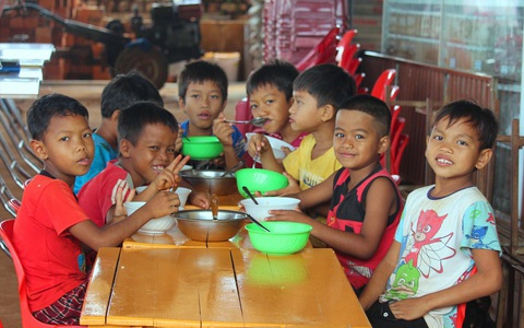 Nơi chở che những cuộc đời giông bão
