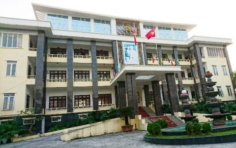 Thanh Hóa: Nữ bí thư huyện đoàn có "quan hệ bất chính" bị kỷ luật