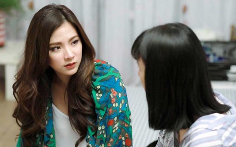 Chị dâu vừa sinh con được mấy tiếng, mẹ tôi nói đùa một câu nhưng chị lại tưởng thật để rồi chính miệng thốt ra một bí mật khủng khiếp