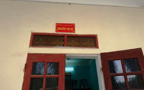 Nữ bí thư huyện đoàn sinh con không cùng huyết thống với chồng, quyết không khai "tác giả"