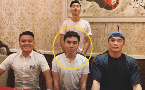 "Người anh" của Quang Hải trong tin nhắn hacker tiết lộ: Thường xuyên xuất hiện tại nhiều cuộc vui, bữa tiệc của cầu thủ nổi tiếng